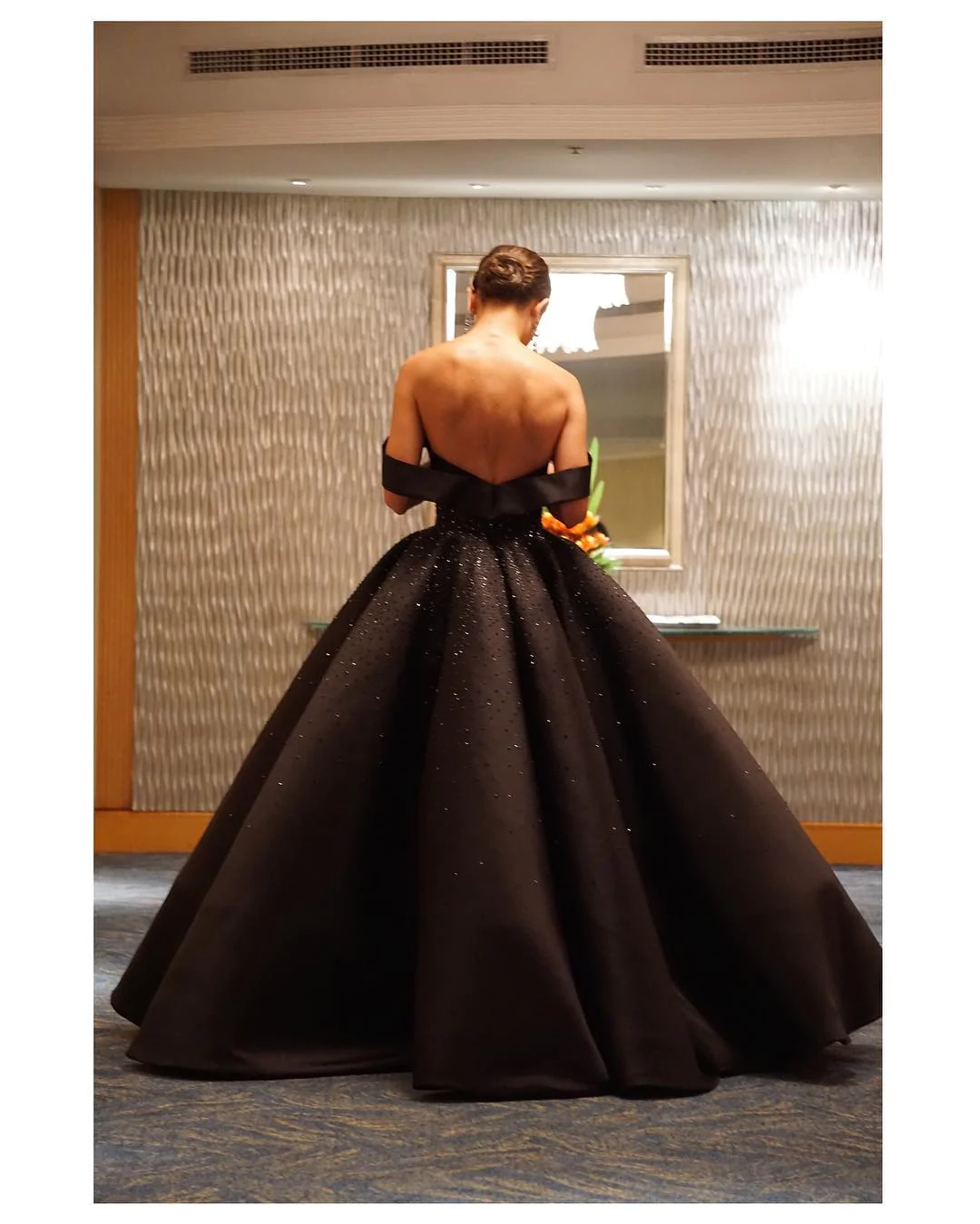 Luxury Ball Gowns Formal Dresses,Off the Shoulder Black Dubai Evening Dresses,CD3165