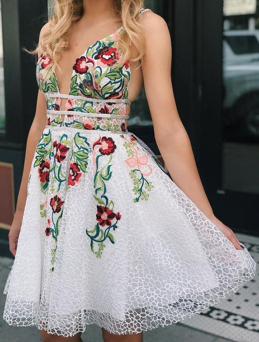 Sexy Embroidery Homecoming Dress Low Cut, Short Prom Dress ,Formal Dress, Pageant Dance Dresses, Back To School Party Gown,DS0353