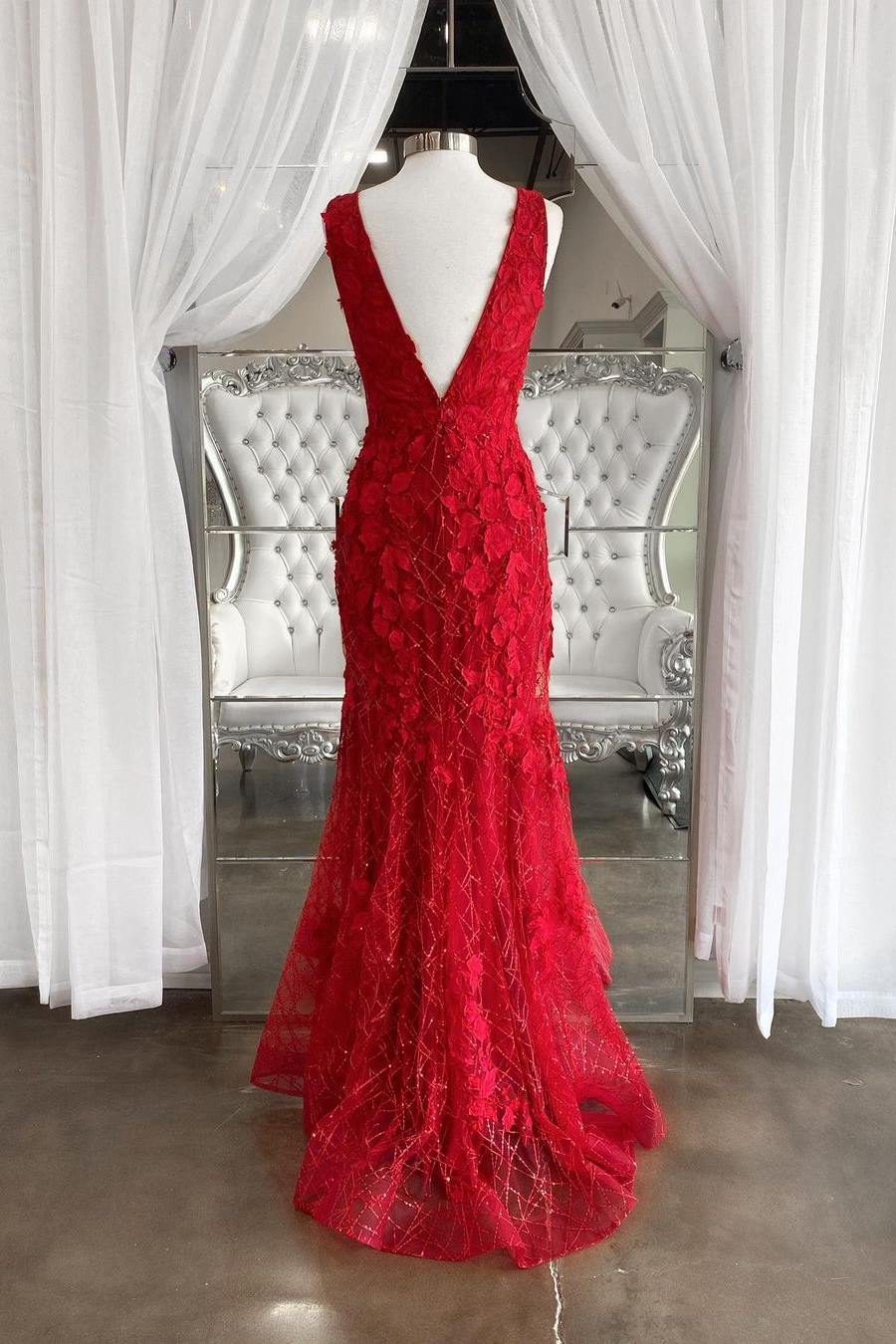 Plumgiong V-Neck Red Long Prom Dress with Appliques,DS0249